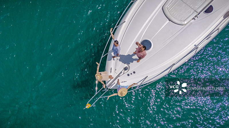 夏季航行图片素材