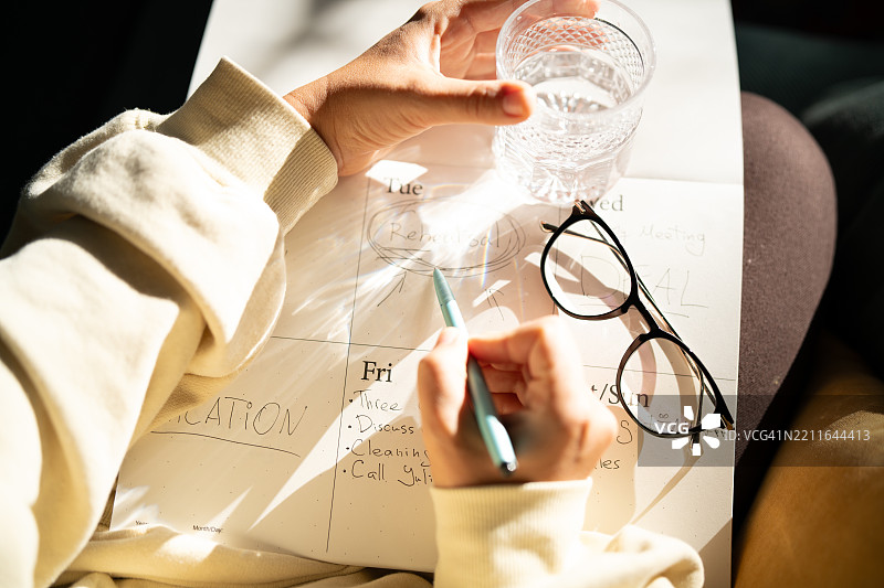 日历上的排练通知。图片素材