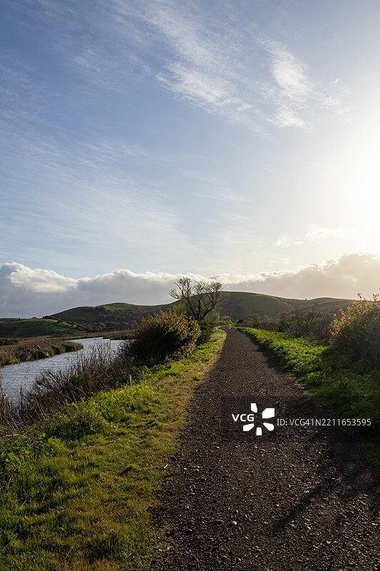 加利福尼亚州弗里蒙特的天空与土地的美丽景色图片素材
