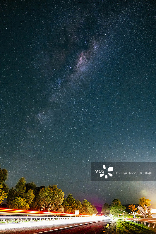 夜空中星空的美丽景色图片素材