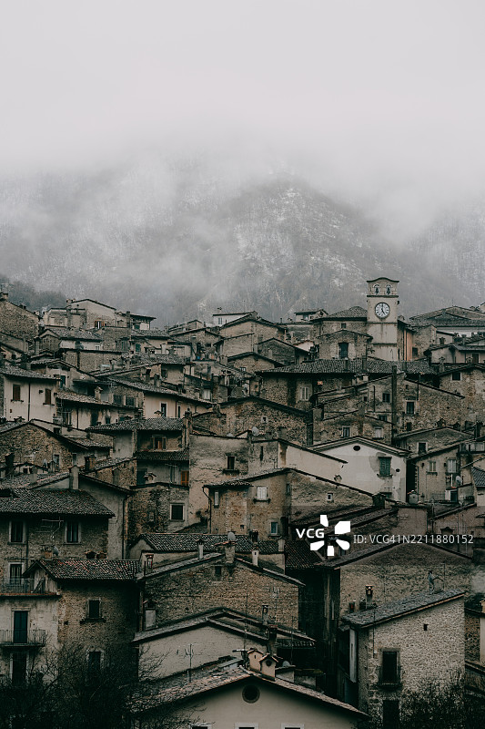 意大利阿布鲁佐的斯卡诺古镇图片素材