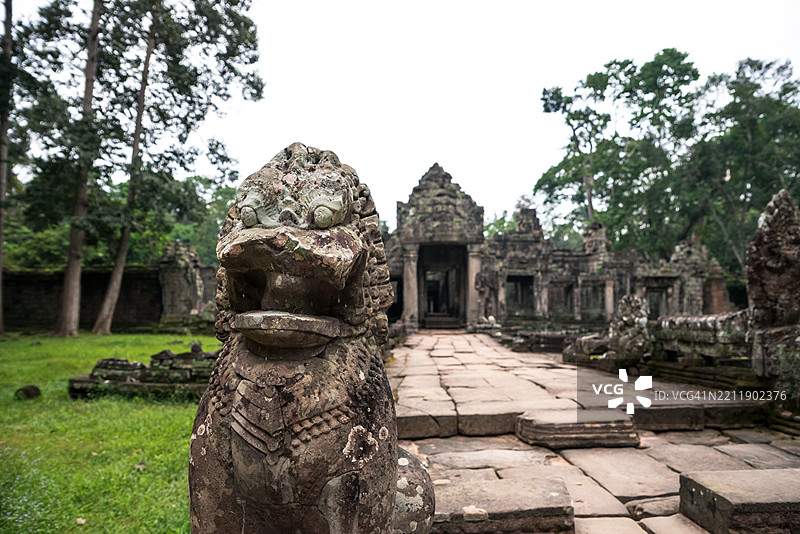 吴哥窟的废弃寺庙图片素材