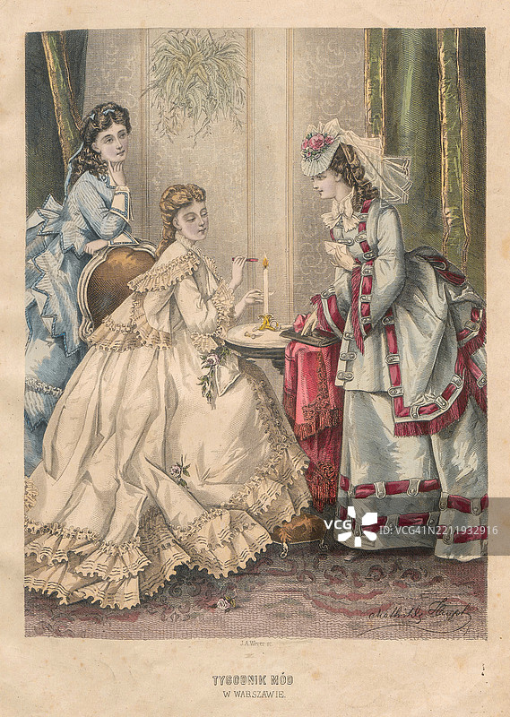 三位穿着维多利亚时代服装的女性图片素材