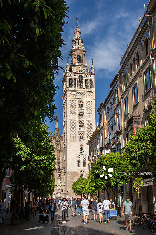 塞维利亚的球迷在皇家马德里与巴塞罗那比赛前图片素材