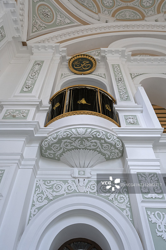 土耳其伊斯坦布尔的库丘克梅吉迪耶清真寺图片素材