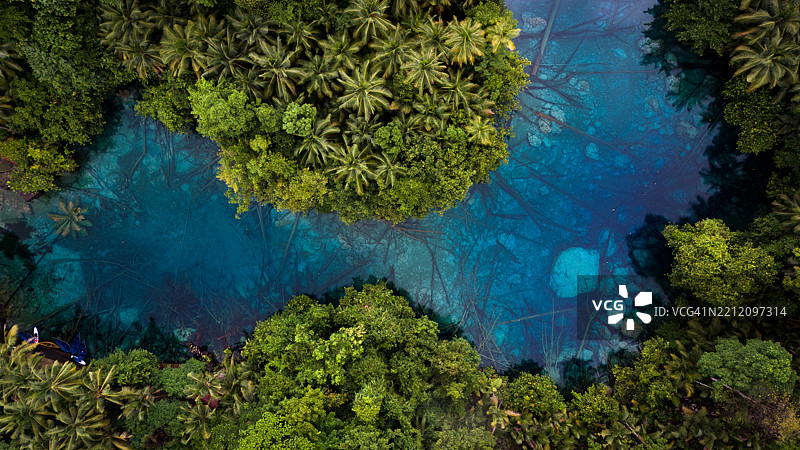 苏拉威西的帕伊苏波克湖航拍视图图片素材