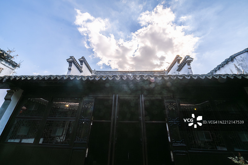 中国江苏省苏州的陆治古镇古代建筑。古代中国庭院建筑图片素材