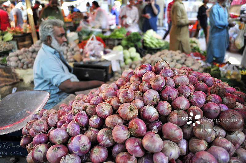 卡拉奇集市的卖家和买家 - 巴基斯坦图片素材