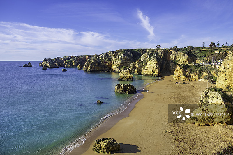 阿尔加维（葡萄牙）拉各斯的多娜安娜海滩图片素材