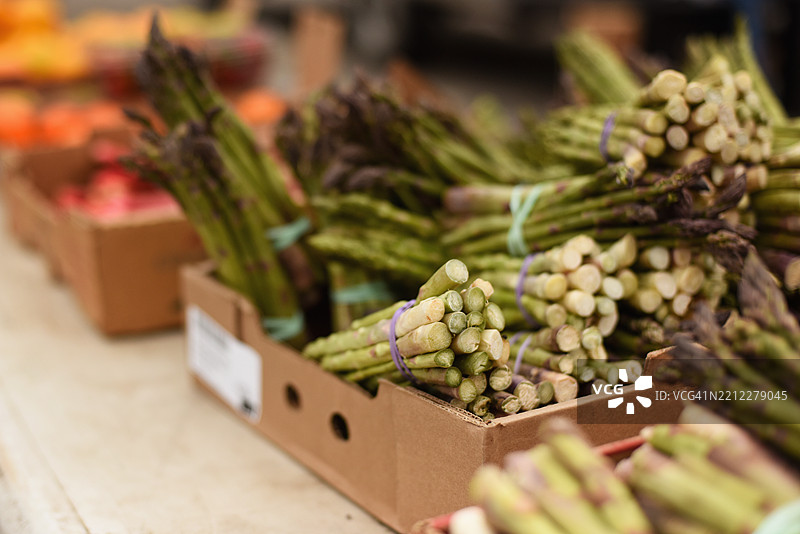 在农贸市场发现的芦笋图片素材