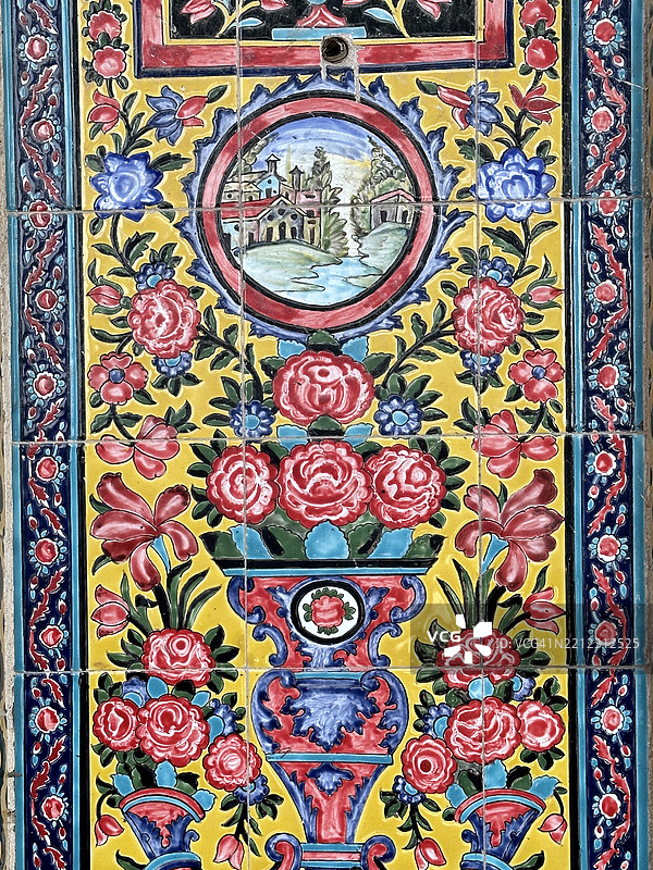 在伊拉克卡泽梅因的哈里姆·卡泽姆圣殿中美丽的远程工作，2025年3月1日图片素材