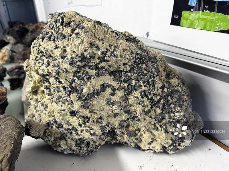 昆士兰州奇拉戈的表热沉积石英和角砾岩矿化图片素材