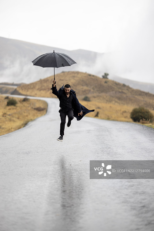 自然、我和雨图片素材