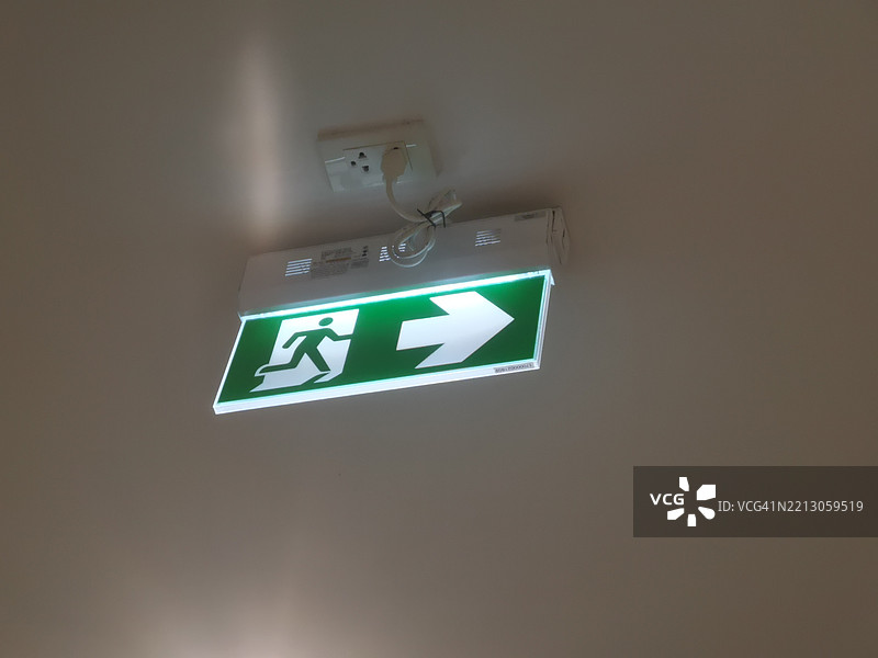 出口火灾标志图片素材