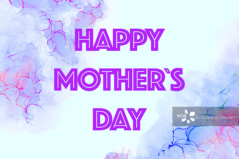 浅蓝色酒精墨水背景上的紫色快乐母亲节祝福信息图片素材