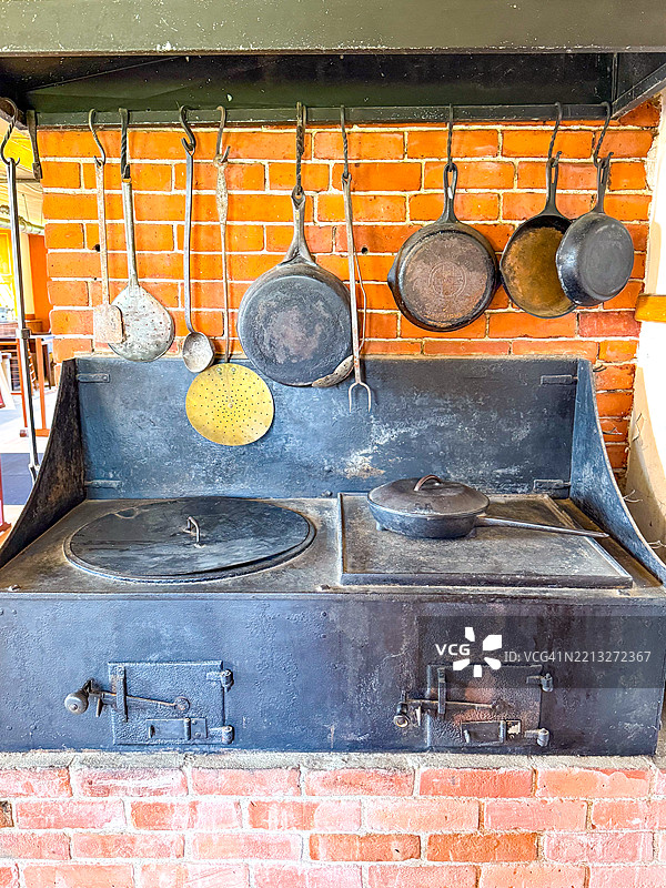 皮茨菲尔德汉考克沙克村砖房的厨房图片素材
