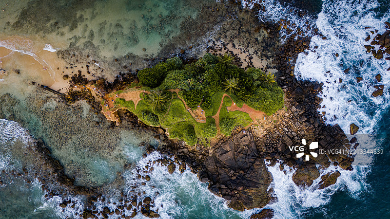 斯里兰卡米瑞莎的鹦鹉岩鸟瞰图图片素材