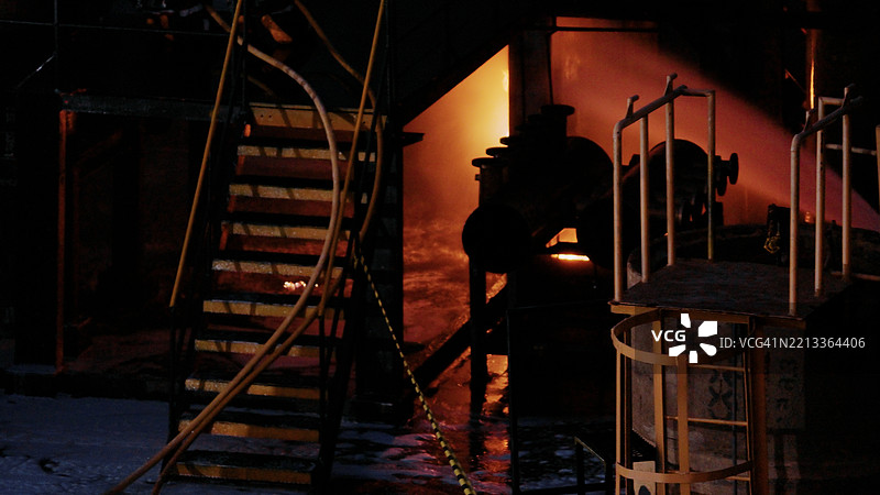 泰国黄昏时分的消防员团队训练图片素材