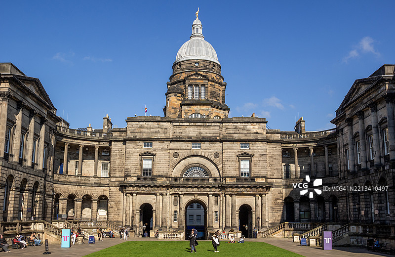 爱丁堡大学的老学院庭院，苏格兰图片素材