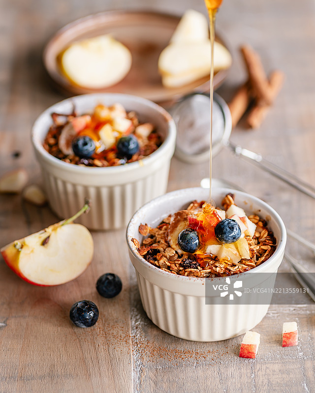 烤苹果燕麦图片素材