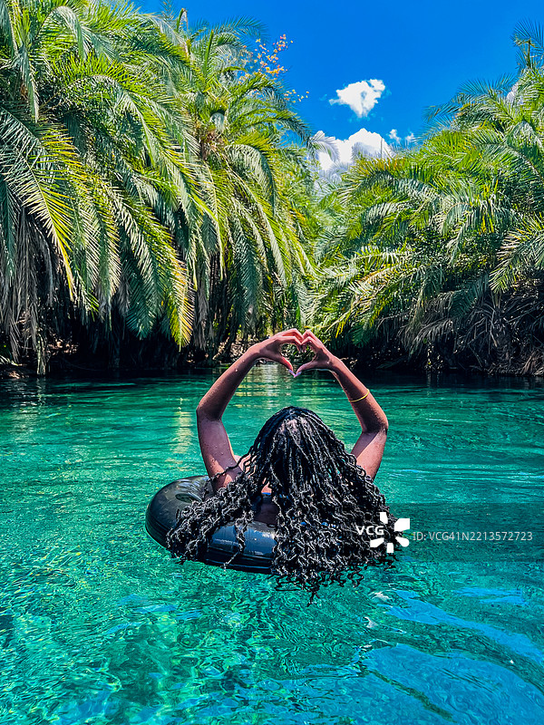 基库莱特瓦温泉，切姆卡，伦杜盖，基利曼贾罗，坦桑尼亚风景图片素材