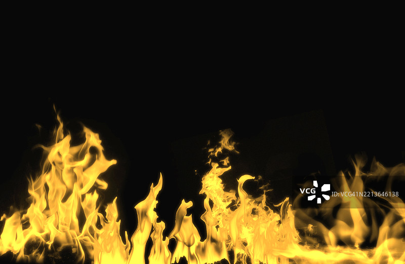 黑色背景上的火焰特写图片素材