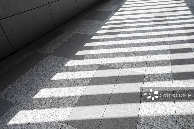 俯瞰空旷的瓷砖地板图片素材