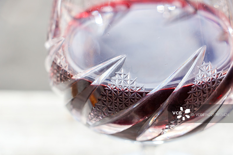 海边的红酒。图片素材