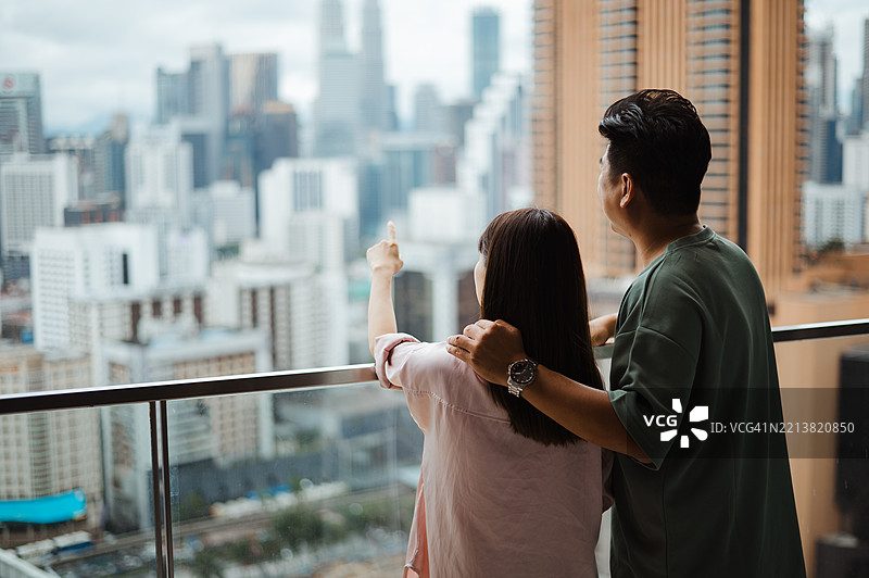 放松激发浪漫。图片素材