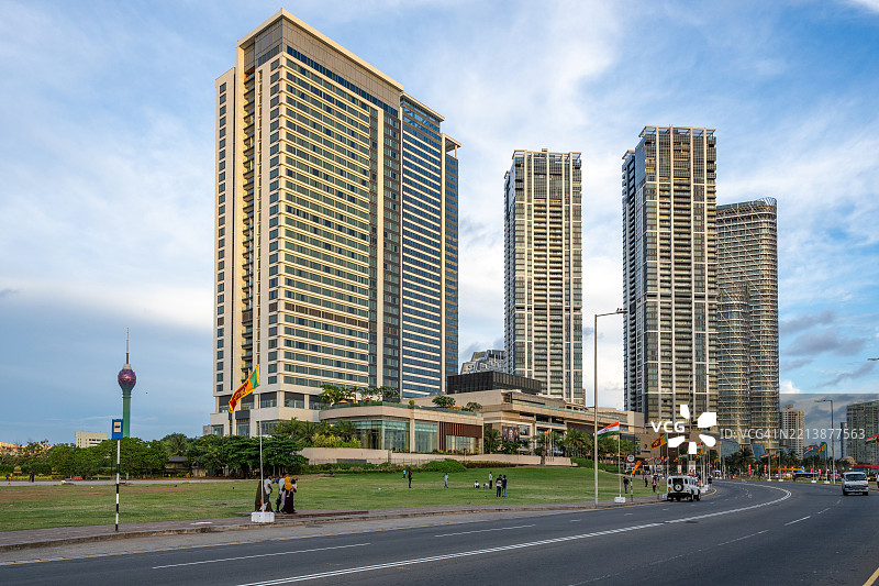 斯里兰卡科伦坡的现代摩天大楼图片素材