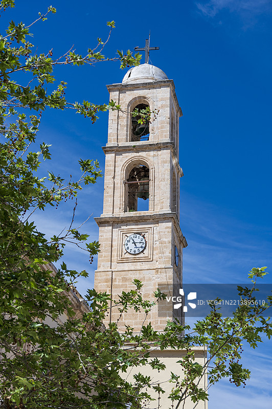 哈尼亚市广场教堂和钟楼图片素材