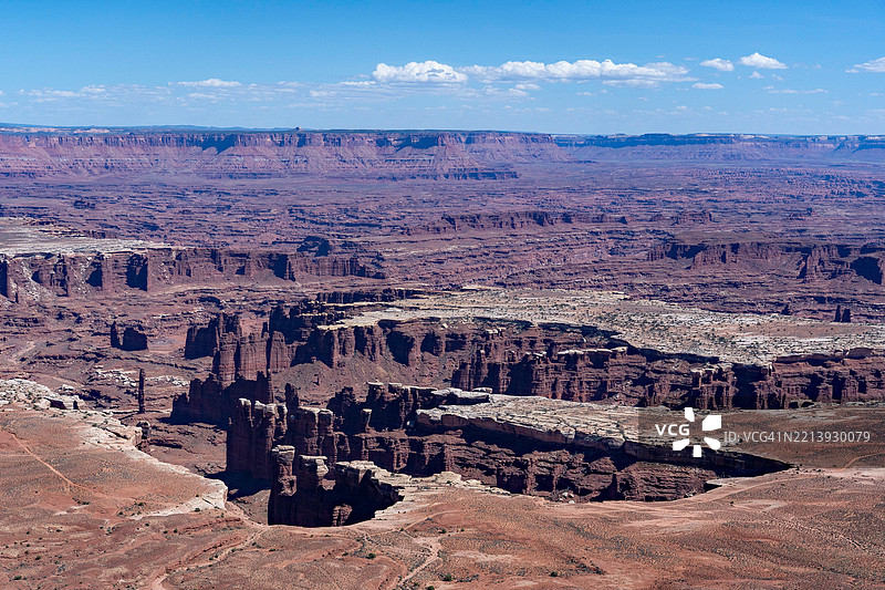 云层下的犹他州风景鸟瞰图，美国图片素材
