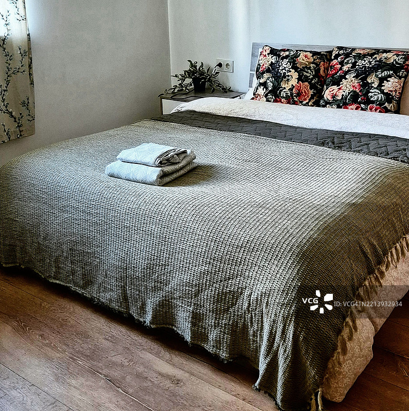 家中床的高角度视图图片素材