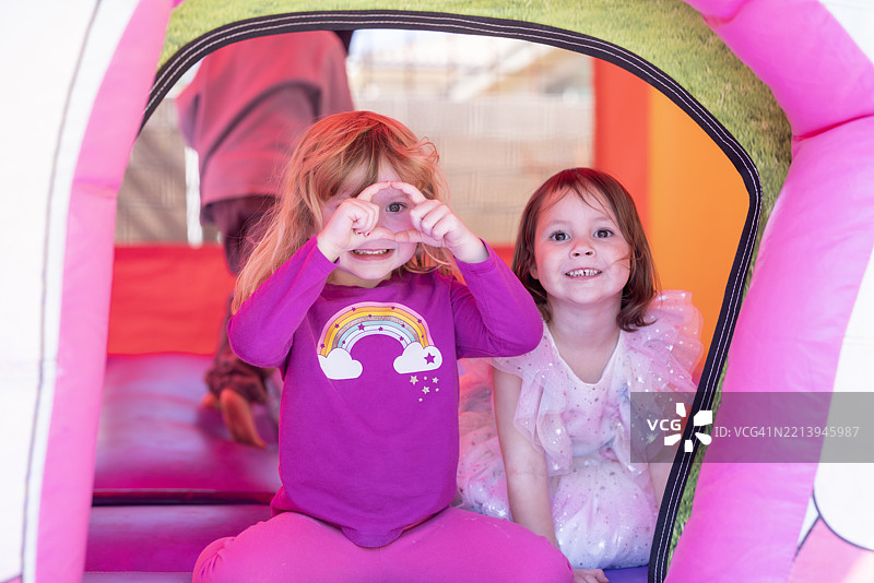 充气城堡乐趣图片素材