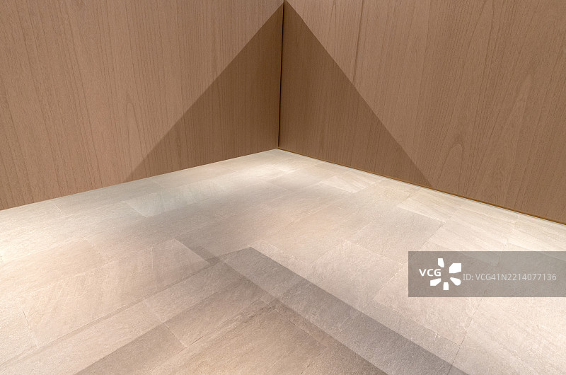 极简主义角落与柔和灯光图片素材