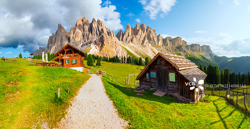 天空下的全景风景图片素材