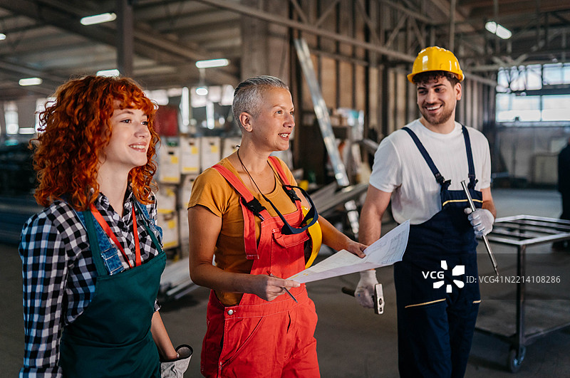 让我们一起做这个图片素材