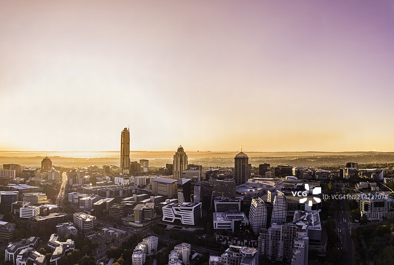 桑顿城市风光在日出时分图片素材