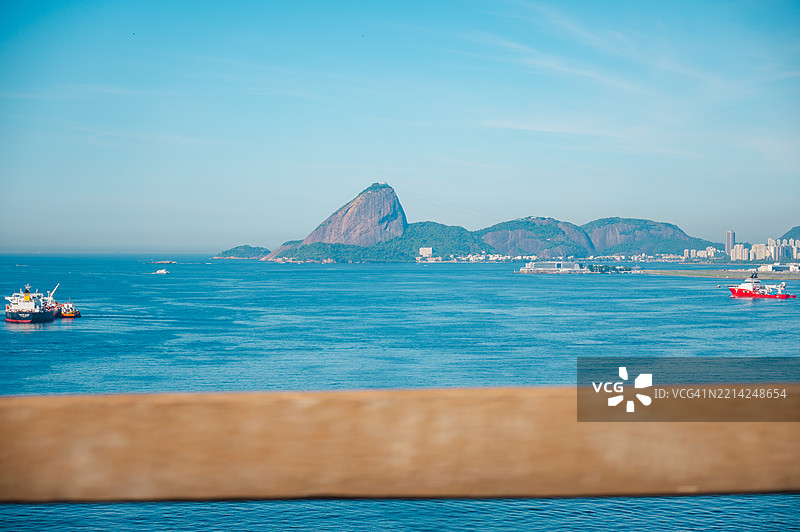 从尼特罗伊俯瞰里约热内卢的景色图片素材