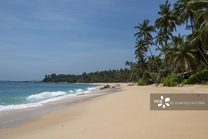 斯里兰卡唐加拉 - 一个被称为静谧海滩或戈德拉维拉海滩的原始海滩图片素材