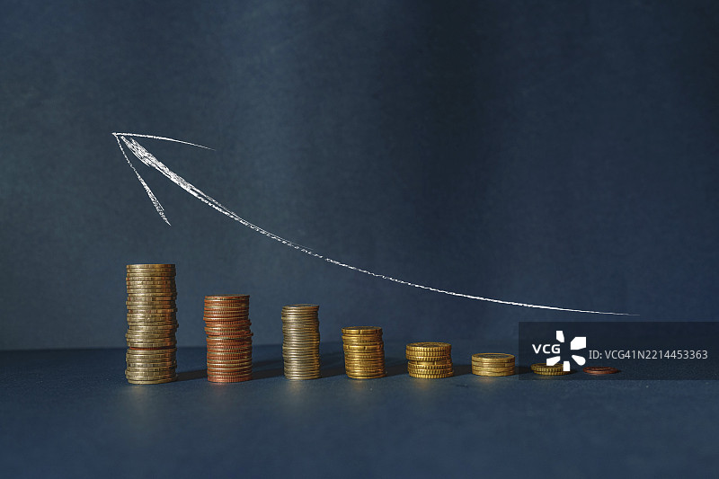 金融与投资业务的成功，与专业人士投资，领导力，商业竞争概念图片素材