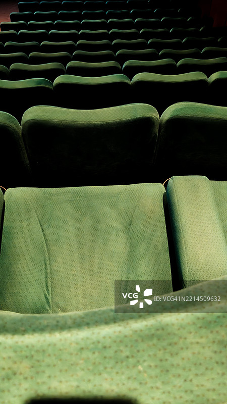 空荡荡的剧院座位图片素材