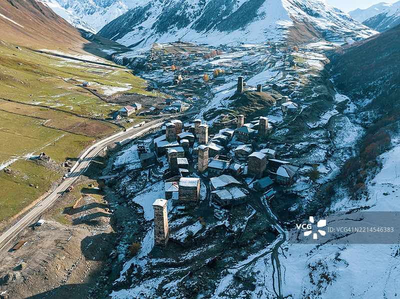 格鲁吉亚乌什古利的空中壮丽景观图片素材