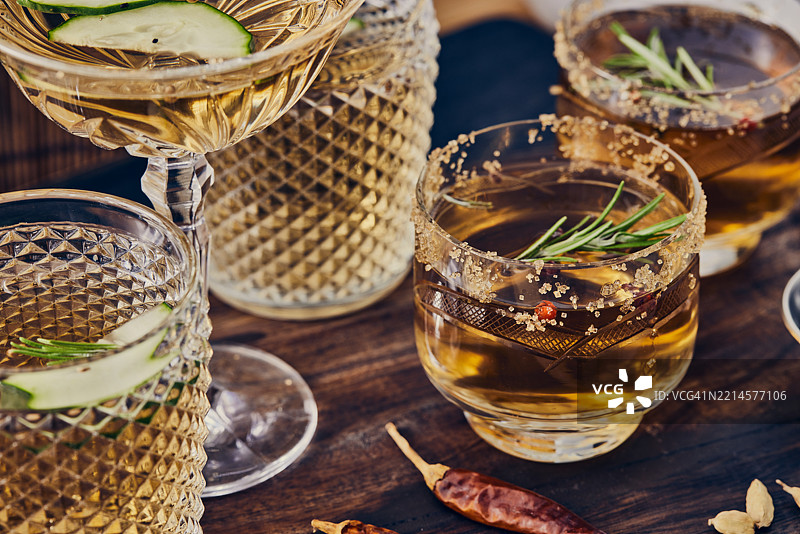 奢华鸡尾酒图片素材