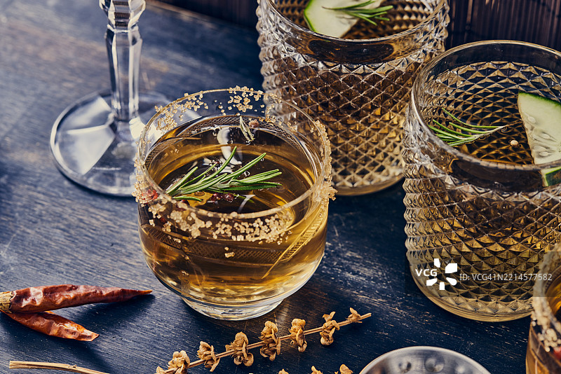 奢华鸡尾酒图片素材