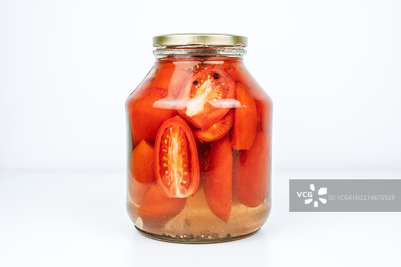 腌制蔬菜，罐装番茄图片素材