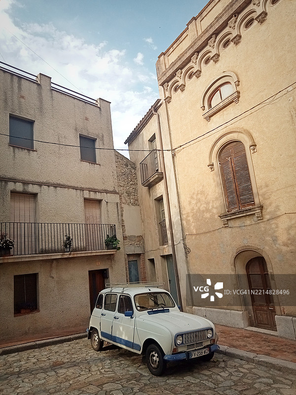 雷诺4经典汽车图片素材