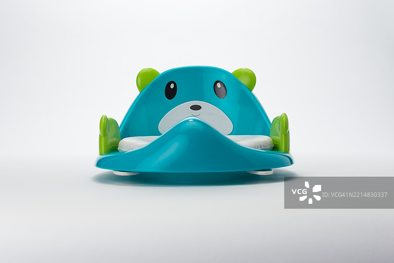 蓝色厕所训练器图片素材