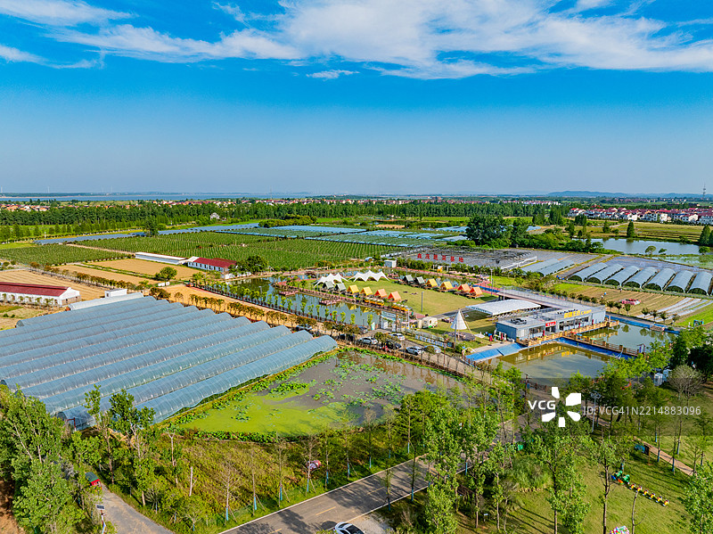 傍晚的乡村风景图片素材