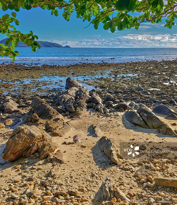 海滩与天空的美丽景色图片素材